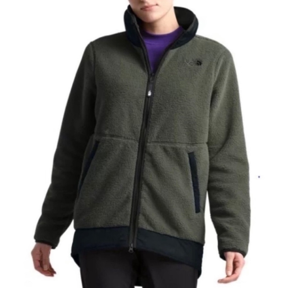 Women’s Teddy Sweater Jacket size Women’s XL in army green